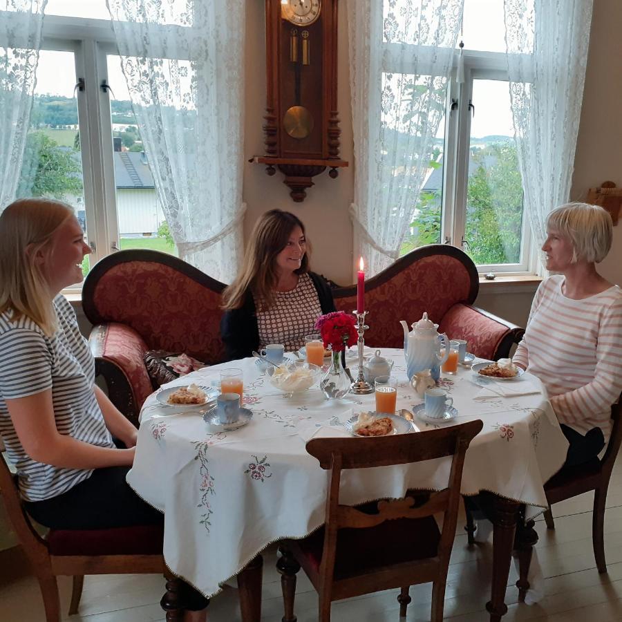 Oldefars gjestehus Straumen  Eksteriør bilde